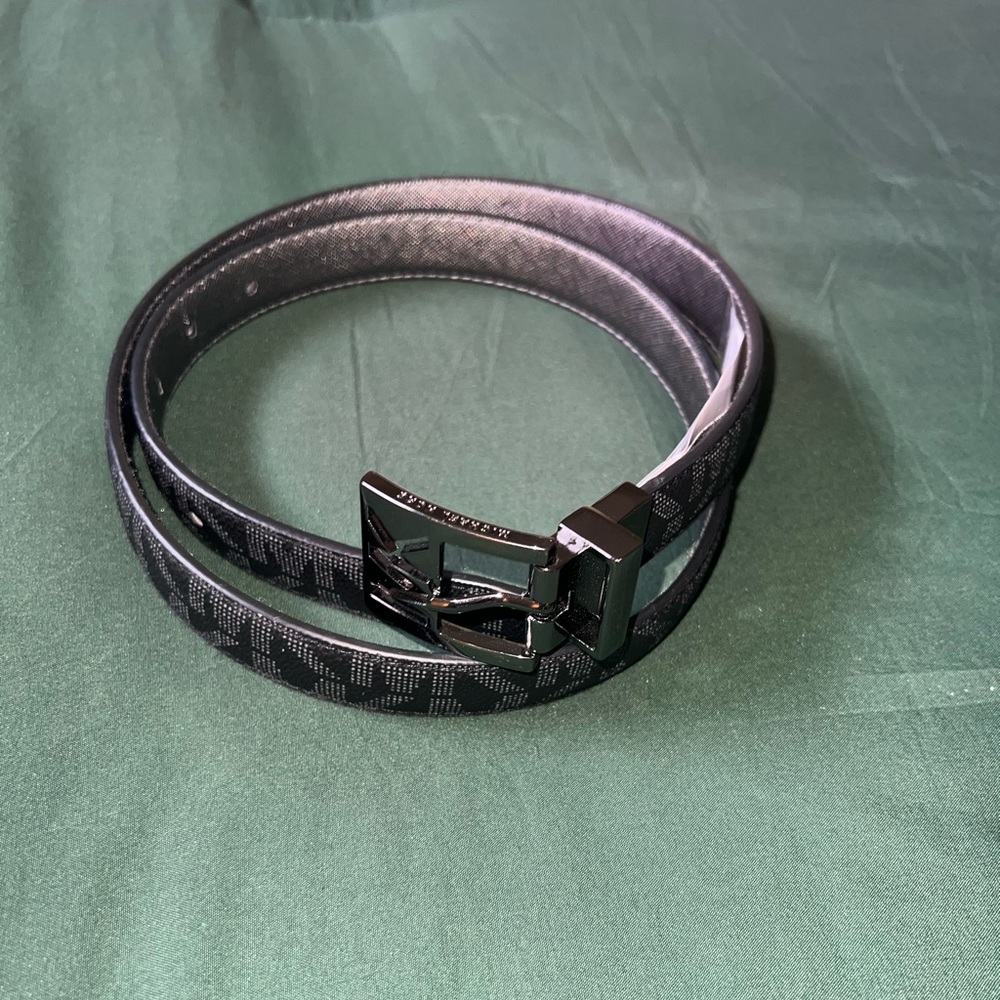 NWT reversible Michael Kors women’s belt